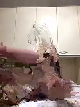 ESTRELLABERECHUCKY online show from April 30, 7:51 pm