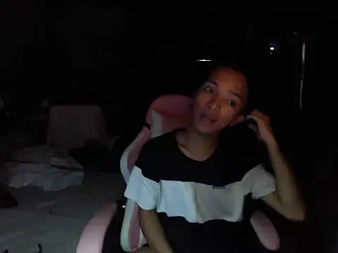 ItsJef6 online show from November 10, 4:13 am