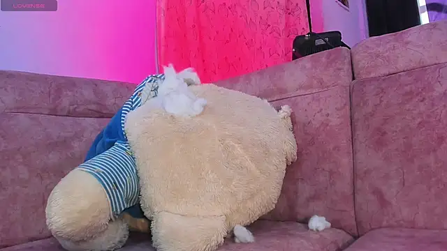 alahai queen online show from April 18, 4:42 pm