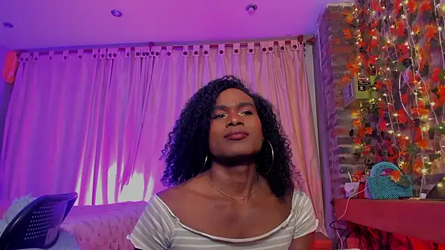 LaGoldenBitch online show from January 13, 11:24 pm