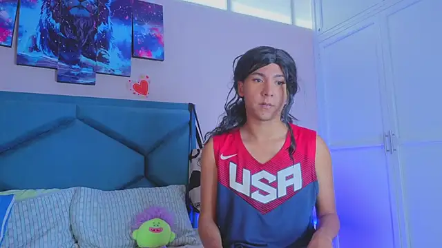 Hopemoretti online show from March 11, 8:02 pm