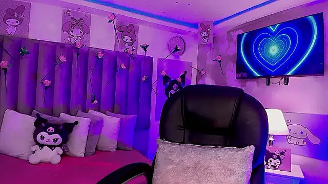 dearAlanaxxx online show from March 3, 9:22 pm