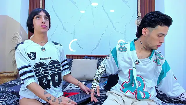 Loversinfire2 online show from February 24, 3:49 pm