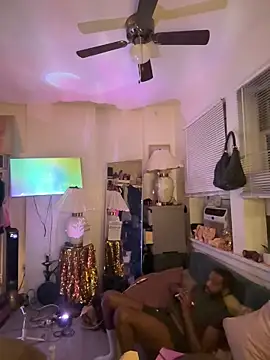 Motherbigbus online show from March 7, 7:47 am