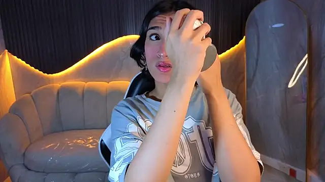 zoe tp online show from March 4, 8:02 pm