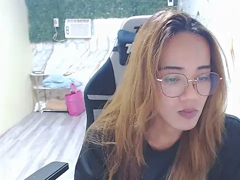 imadriana12 online show from November 23, 7:54 am