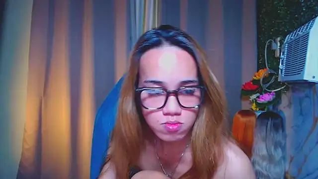 imadriana12 online show from December 21, 8:47 pm