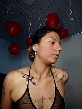 SamathaMay online show from February 24, 1:15 pm