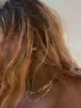 PreddiParis00 online show from February 10, 9:49 am