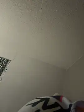 PreddiParis00 online show from March 1, 8:31 am