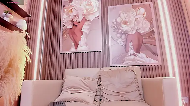 Sensual shannell online show from March 5, 3:00 am