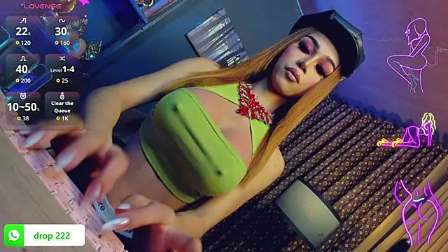 CelinaWintour online show from April 25, 12:20 pm