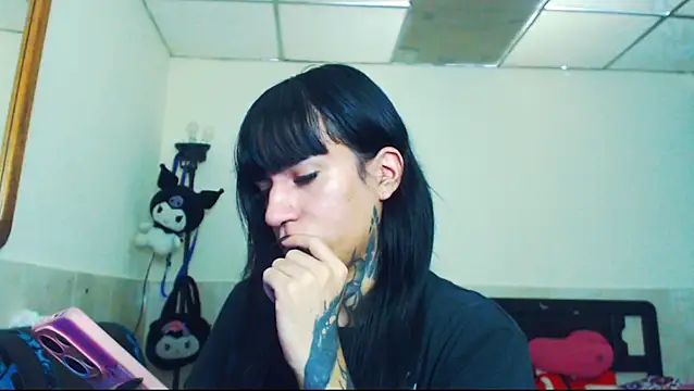 jazmin wolf online show from April 5, 2:15 pm