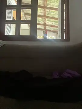 cdzinhahanna online show from March 7, 6:47 pm