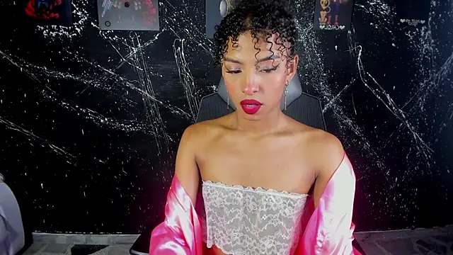 VictoriaRousse  online show from March 4, 5:13 am