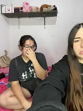 millyalc0ck online show from April 23, 10:34 pm