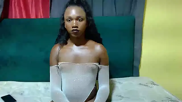 TallHornyTrans online show from April 13, 9:30 pm