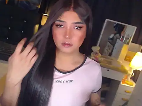 Katezorah online show from March 12, 6:35 pm