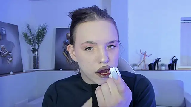 Madison dolly online show from February 7, 2:06 am