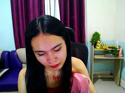 devine goddess online show from April 20, 6:20 pm