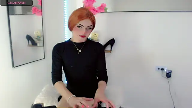 NathalialLooes online show from April 25, 5:22 am