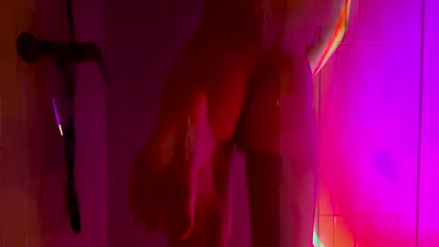 twl8vibe online show from March 13, 9:52 pm