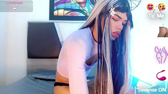 Andrea Pop  online show from March 5, 11:59 am