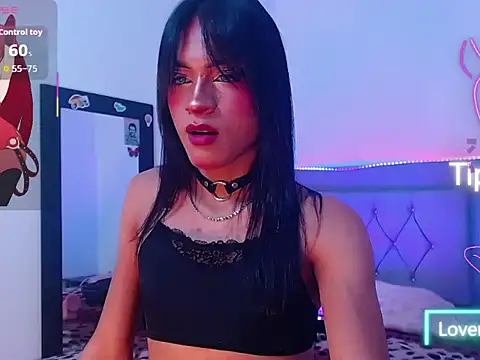 moonlyvelvet online show from February 13, 10:50 pm