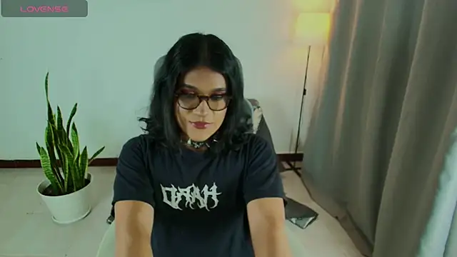 succubus Vitta online show from April 21, 11:22 pm