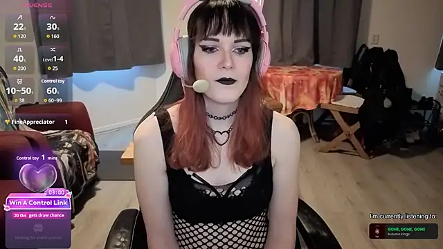 Samanteased online show from April 25, 4:48 pm