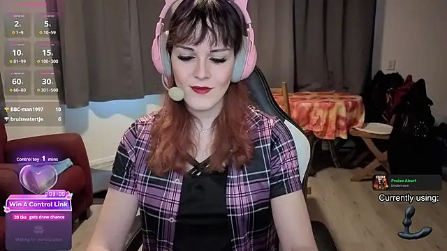 Samanteased online show from July 27, 6:26 pm