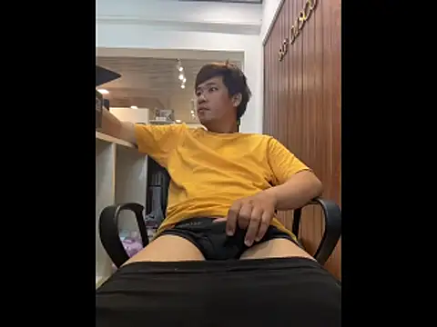 ximenquintana online show from March 31, 4:14 am