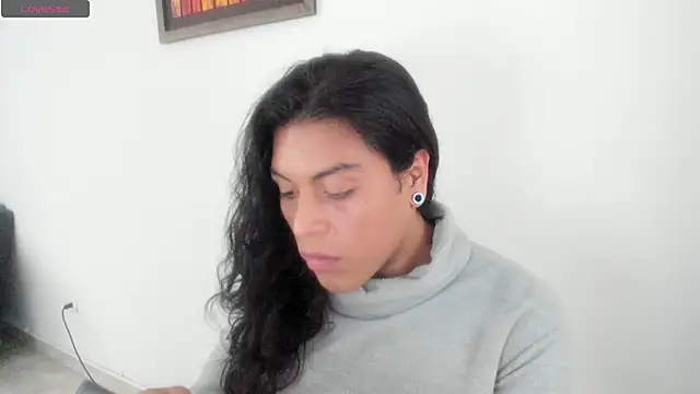 Jess Hoffman online show from April 24, 9:29 pm