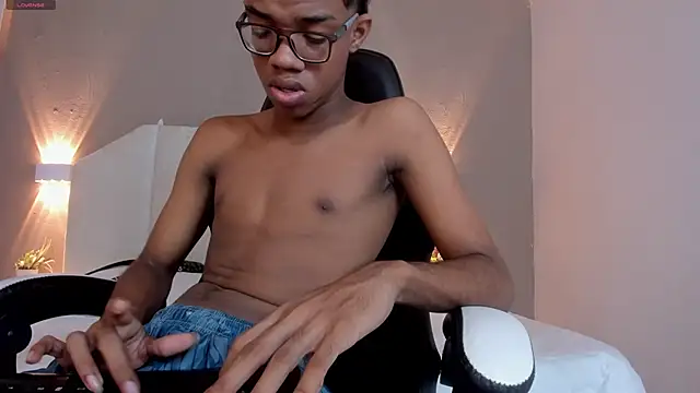 KaisonRouse online show from March 7, 9:21 pm