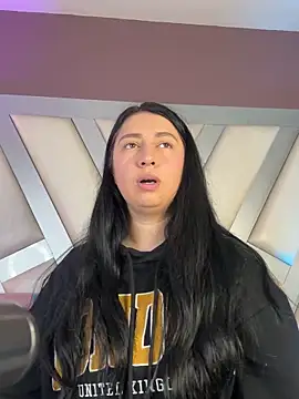 Ashleeyprincess01 online show from April 27, 12:47 pm