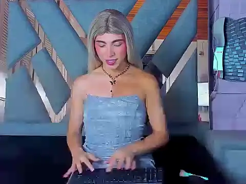 LiiaCollins online show from March 5, 8:03 pm