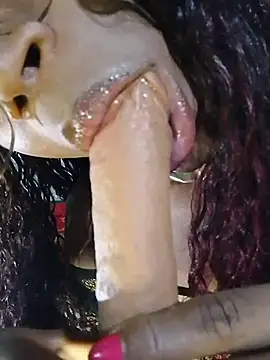 HonneyVictoria online show from March 6, 1:49 pm