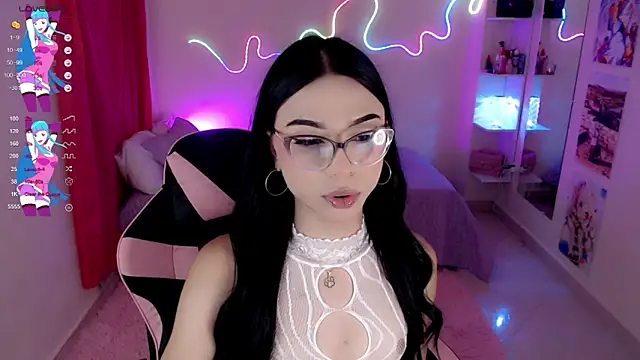 IamAndrea01 online show from April 24, 4:26 am