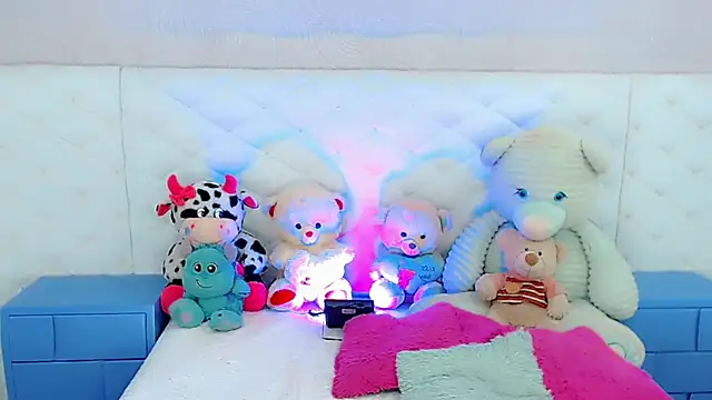 catriona queen16 online show from March 19, 2:33 am