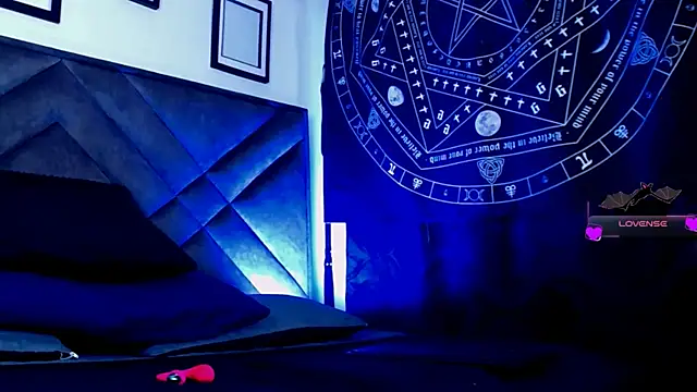 Mia Goth online show from March 4, 3:13 am