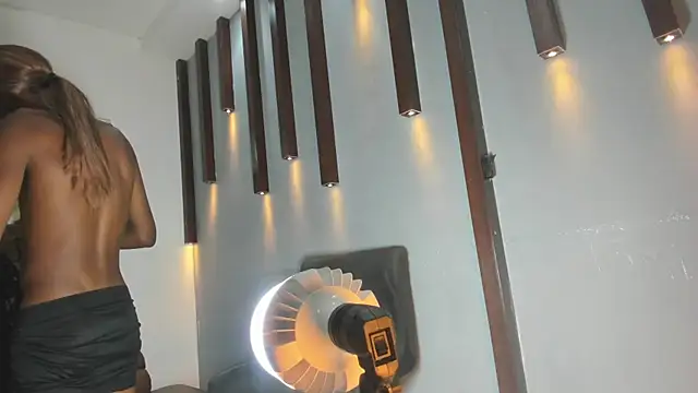 Damon Antonella online show from April 10, 9:20 pm