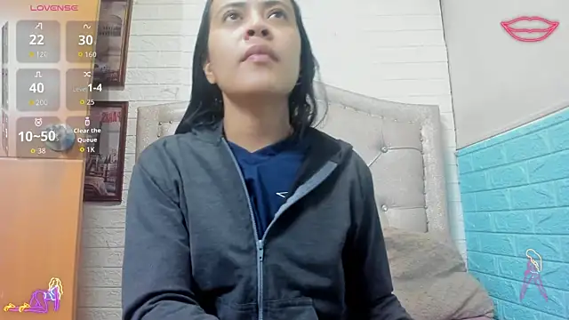 LITTLE-NESSA online show from April 29, 1:49 pm