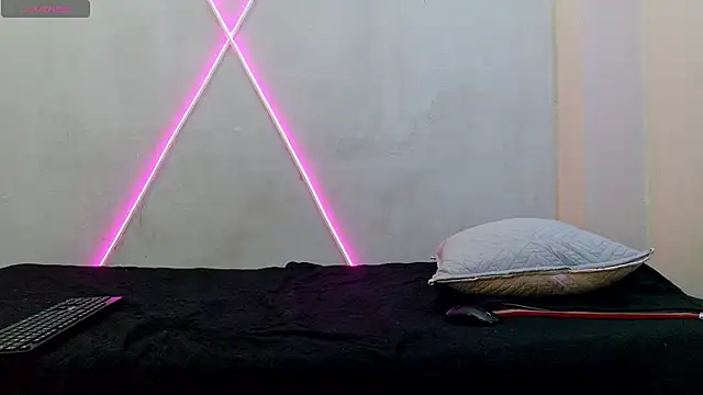 isabellakath online show from April 17, 12:52 pm