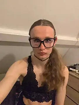 scvndi33 online show from April 26, 1:03 am