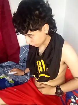 LatinHeatX22 online show from April 19, 6:21 pm