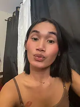 bigcock janine online show from June 26, 5:45 am