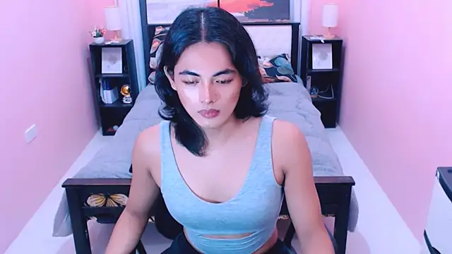 MiamoreAmara69 online show from August 4, 7:42 pm