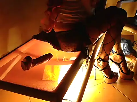 Snapshot of pinktv68 chatting on September 18, 11:32 pm pinktv68 online show from September 18, 11:32 pm