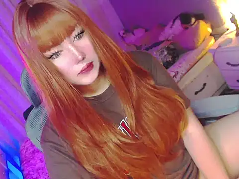 HOTnWILDalice online show from April 22, 3:02 am