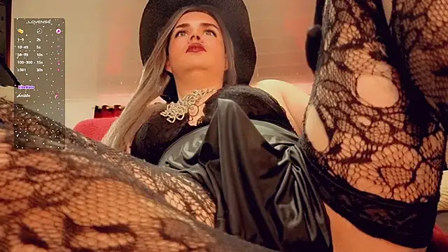 camyl93 online show from February 9, 9:32 pm